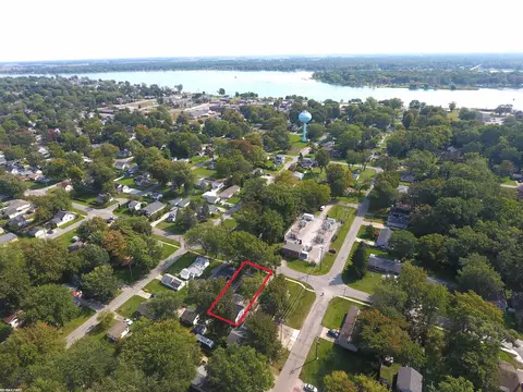 705 State, Algonac, MI 48001 photo 2
