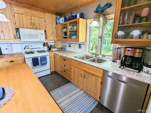 1021 Braastads, Ishpeming, MI 49849 photo 12
