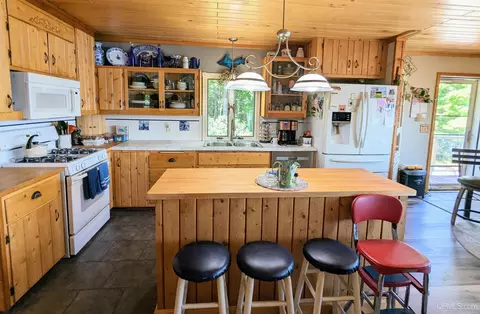 1021 Braastads, Ishpeming, MI 49849 photo 13