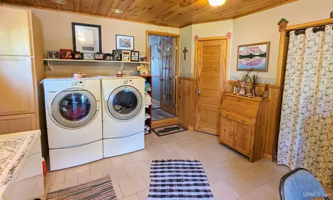 1021 Braastads, Ishpeming, MI 49849 photo 23