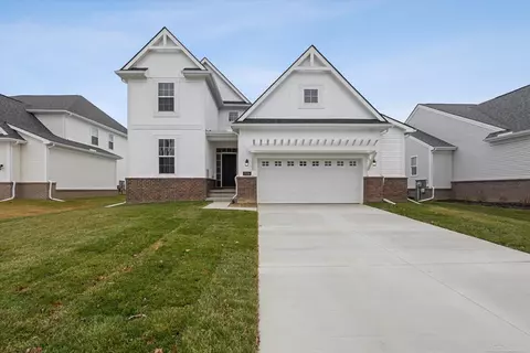 2126 Emerald #30, Wixom, MI 48393