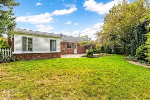442 Barclay, Grosse Pointe Farms, MI 48236 photo 30
