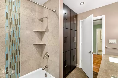 442 Barclay, Grosse Pointe Farms, MI 48236 photo 20