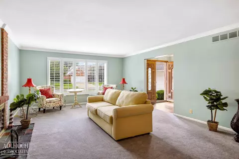 442 Barclay, Grosse Pointe Farms, MI 48236 photo 32