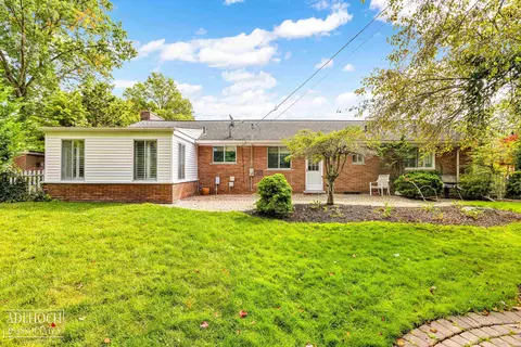 442 Barclay, Grosse Pointe Farms, MI 48236 photo 29