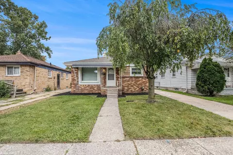 24878 Laetham, Eastpointe, MI 48021