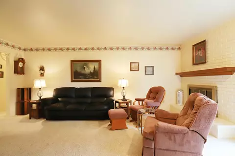 321 Primrose, Flushing, MI 48433 photo 10