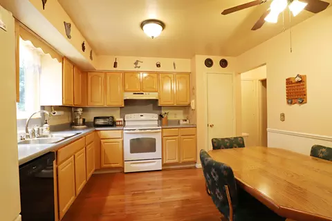 321 Primrose, Flushing, MI 48433 photo 7