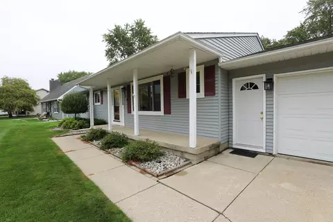 321 Primrose, Flushing, MI 48433 photo 2
