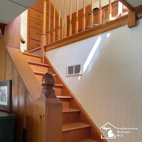 12080 Sharon, Romulus, MI 48174 photo 3