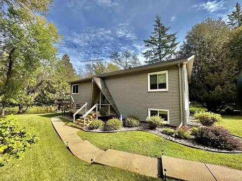 N16204 Kell Road, Powers, MI 49874