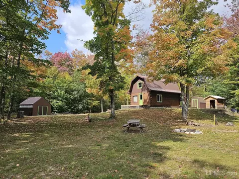 5235 N Cals Dr, Manistique, MI 49854