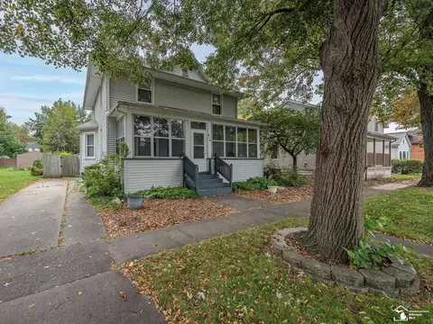 619 W 5th, Monroe, MI 48161