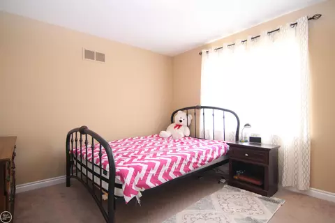 45921 Andrew, Macomb, MI 48044 photo 32