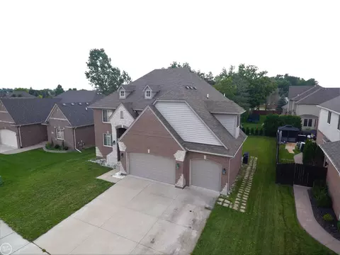 45921 Andrew, Macomb, MI 48044 photo 5