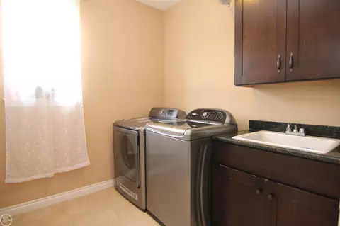 45921 Andrew, Macomb, MI 48044 photo 21