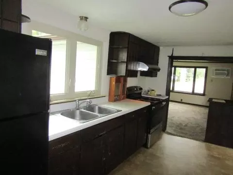750 Busha, Owosso, MI 48867 photo 12