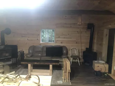 1048 D Rd, Bark River, MI 49807 photo 17