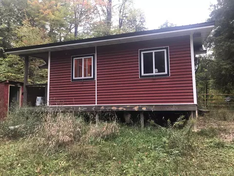 1048 D Rd, Bark River, MI 49807 photo 4
