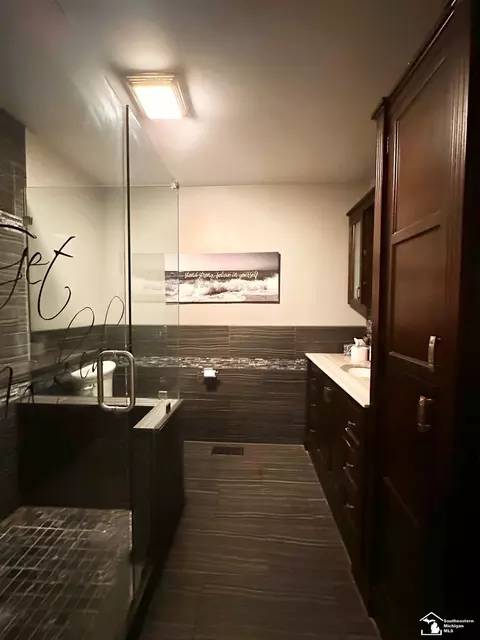 3640 Lakeview, Monroe, MI 48162 photo 12