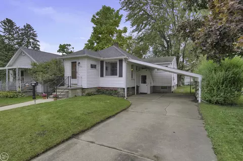 1712 Mc Pherson, Port Huron, MI 48060