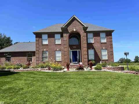 1205 Yule, Leonard, MI 48367