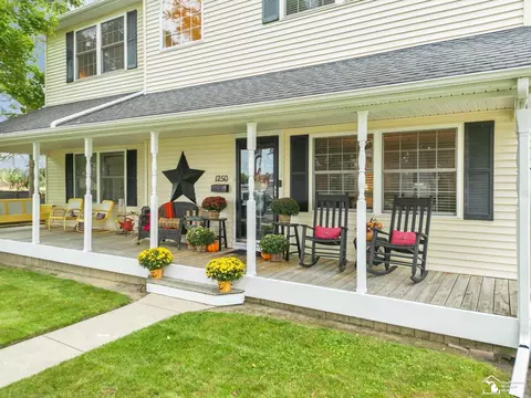 1250 Bentley, Monroe, MI 48162 photo 2