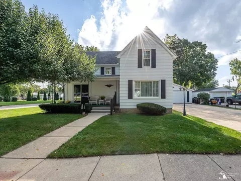 829 Navarre, Monroe, MI 48161