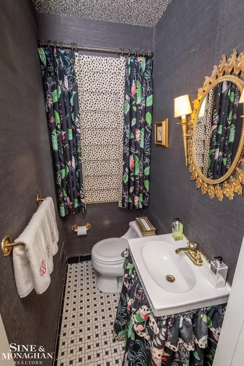 237 Chalfonte, Grosse Pointe Farms, MI 48236 photo 6