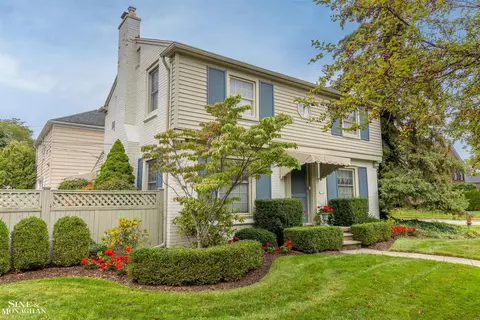 237 Chalfonte, Grosse Pointe Farms, MI 48236 photo 2