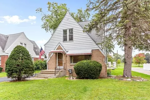 1939 Hollywood, Monroe, MI 48162