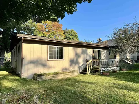 418 N 4th, L'anse, MI 49946