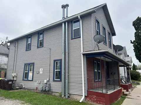 405 Division, Adrian, MI 49221 photo 2