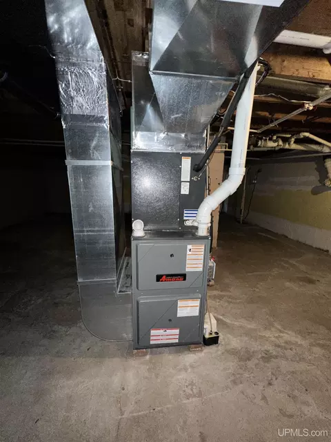 5554 J5, Escanaba, MI 49829 photo 40