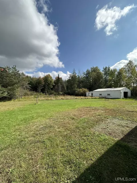 5554 J5, Escanaba, MI 49829 photo 29