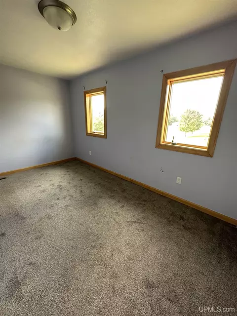 5554 J5, Escanaba, MI 49829 photo 15