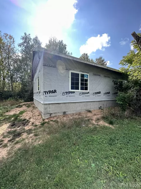 5554 J5, Escanaba, MI 49829 photo 32