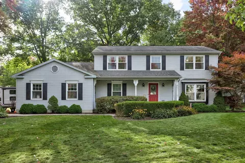 5631 Bloomfield, Midland, MI 48642