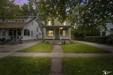 307 E Lorain, Monroe, MI 48162 photo 2