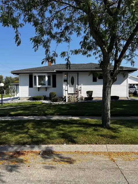 3332 Lexington, Saginaw, MI 48601