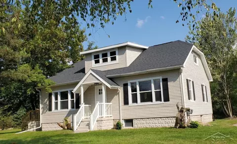 135 S Riv, Saginaw, MI 48609