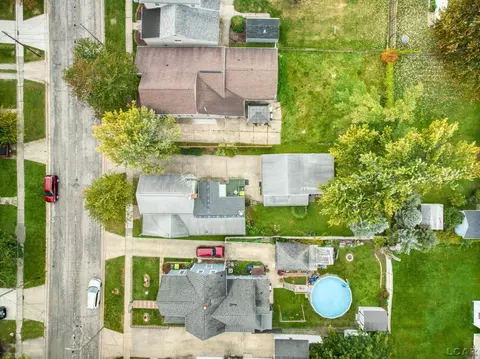 1023 E Hunt, Adrian, MI 49221 photo 43