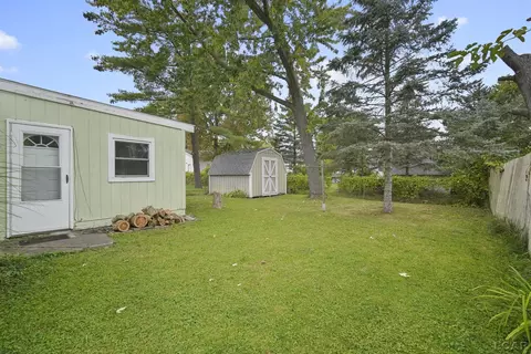 1023 E Hunt, Adrian, MI 49221 photo 40