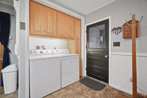 1023 E Hunt, Adrian, MI 49221 photo 17