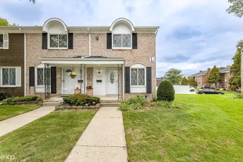 14037 Mckinney, Sterling Heights, MI 48312