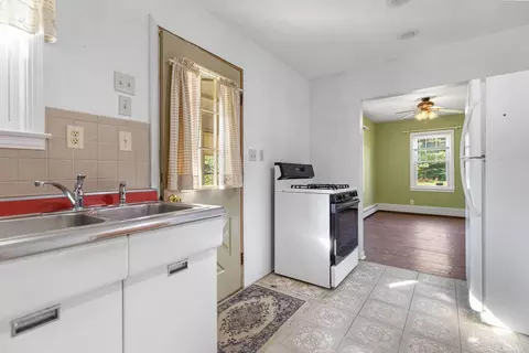 10015 Springborn, Casco, MI 48064 photo 13