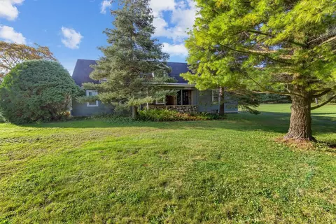 10015 Springborn, Casco, MI 48064 photo 2