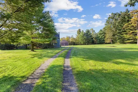 10015 Springborn, Casco, MI 48064 photo 5
