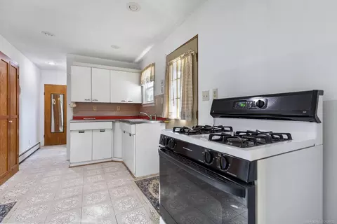 10015 Springborn, Casco, MI 48064 photo 11