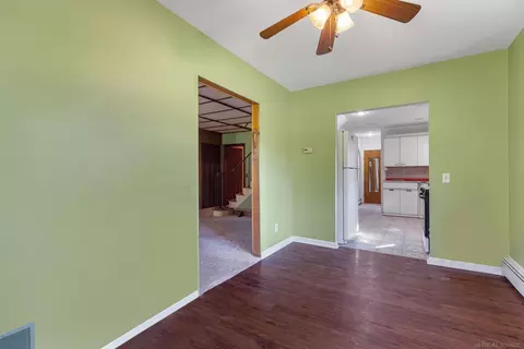 10015 Springborn, Casco, MI 48064 photo 14